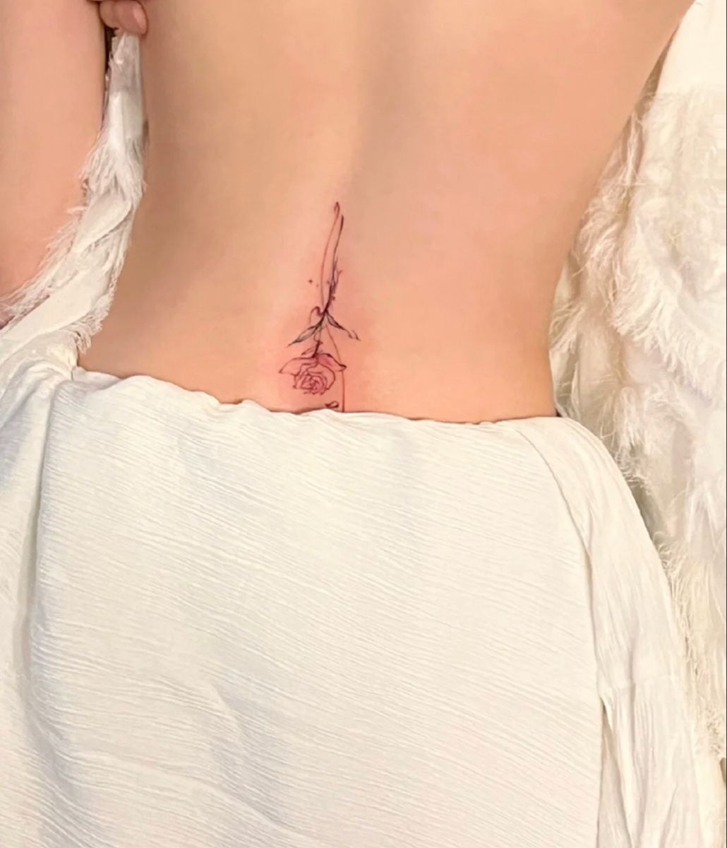 Mẫu hình xăm hõm Venus và bụng dưới – mẫu 44