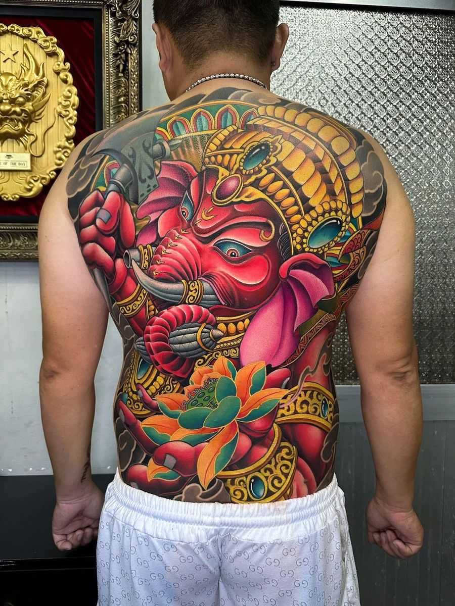 Mẫu hình xăm full lưng nam