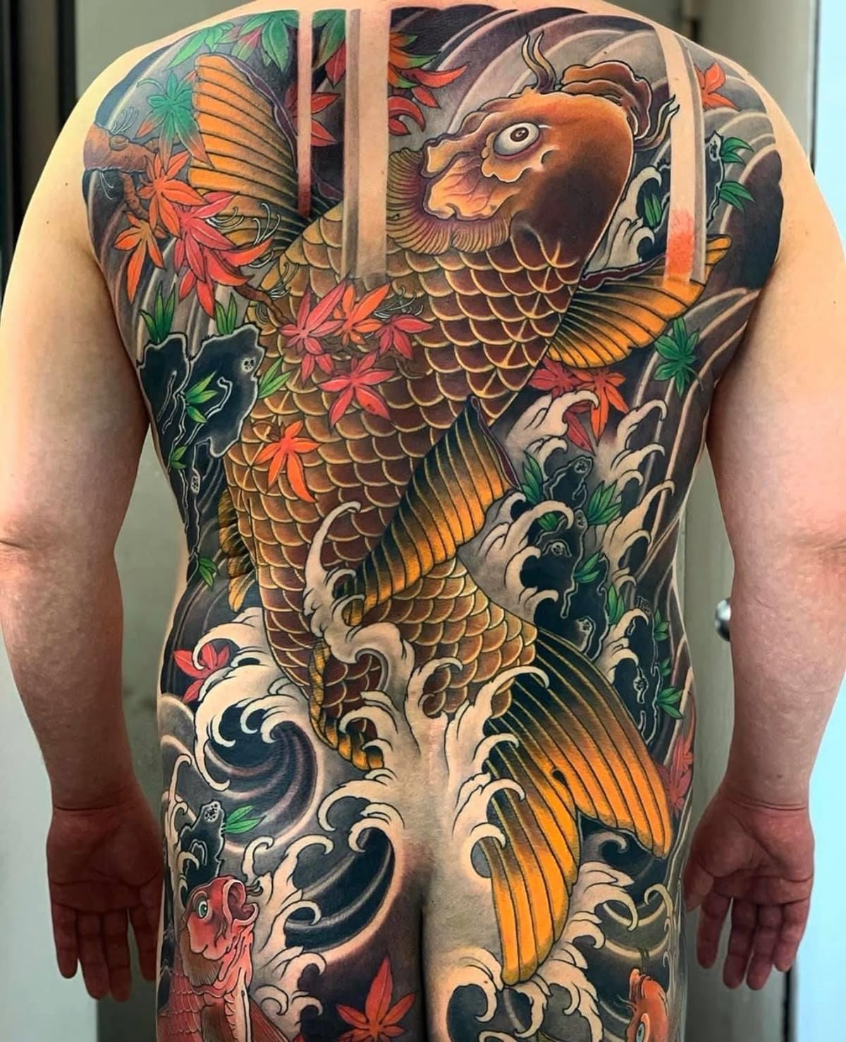 Mẫu hình xăm full lưng nam