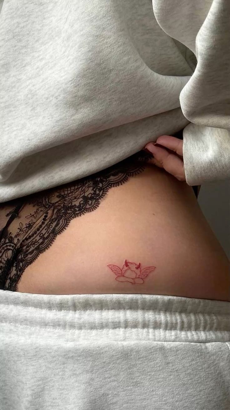 Mẫu hình xăm mông