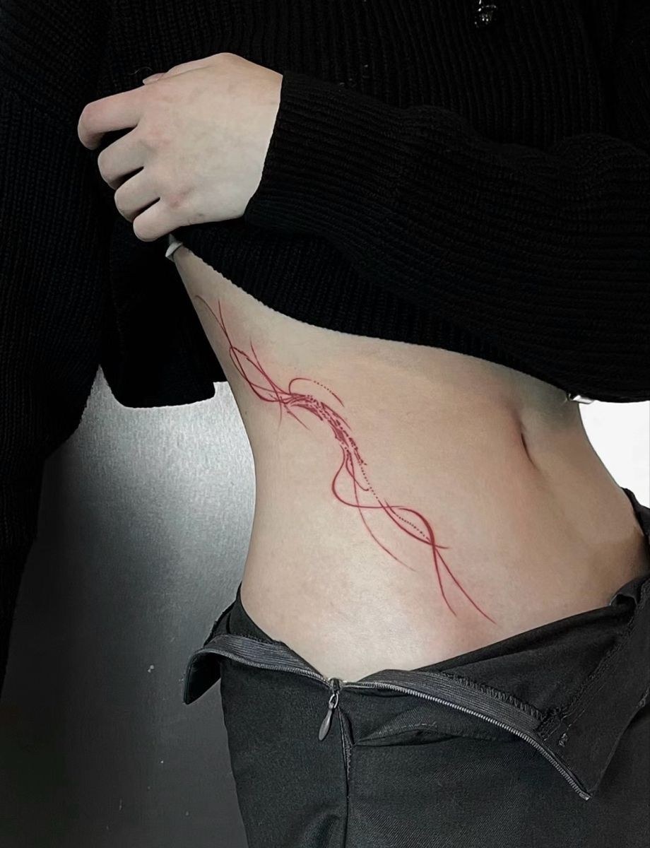 Mẫu hình xăm sườn eo